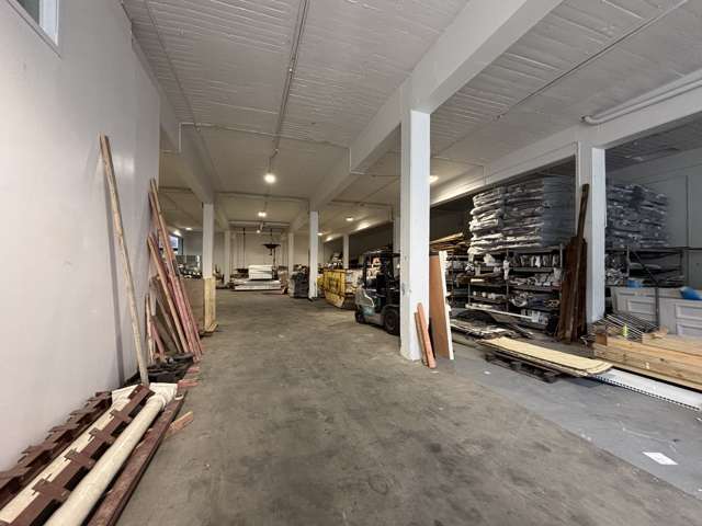 Unit 13/5-7 Lower Tyers Road Ngauranga_1