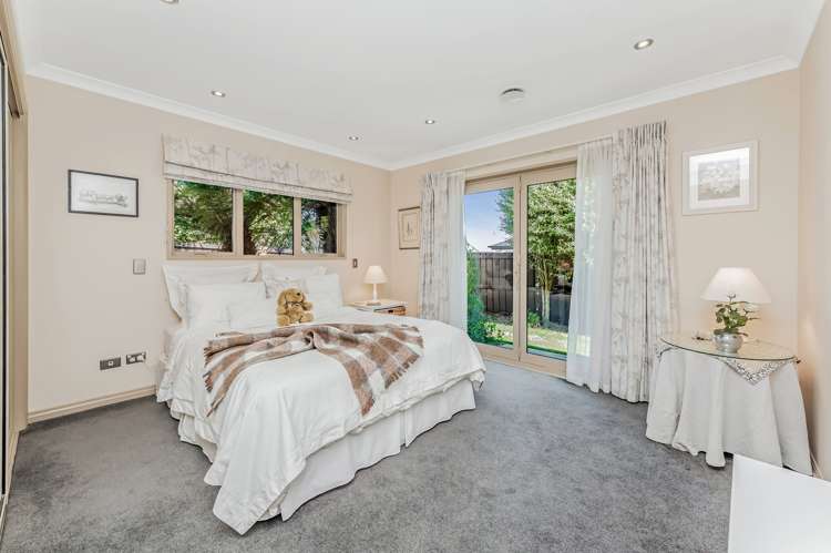 204 Southfield Drive Lincoln_23