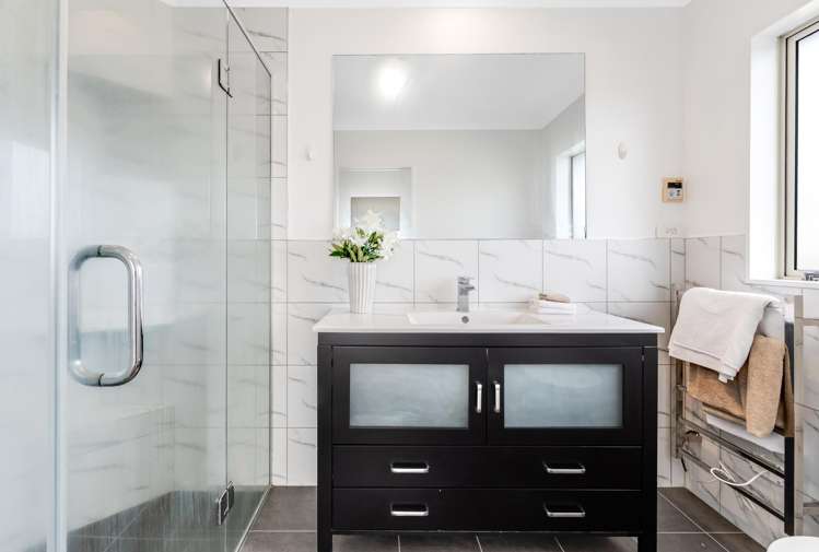 132 John Brooke Crescent East Tamaki Heights_20