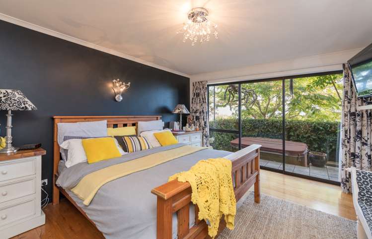 82 Bisley Avenue Moana_11