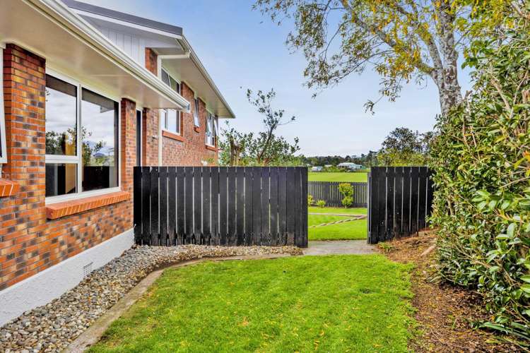 12a Julian Place Westown_33