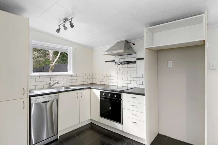 106 Akatarawa Road Birchville_2
