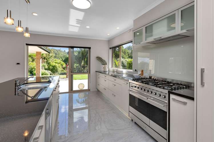 16 De L'isle Lane Maungatapere_6