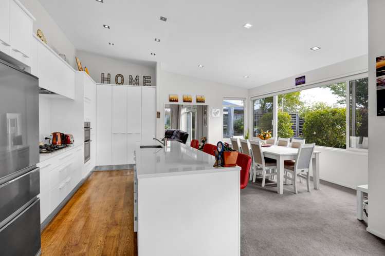 27 Montague Grove Stratford_8