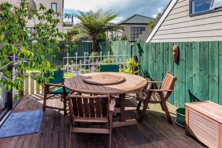 1/16 Vincent Street Howick_13