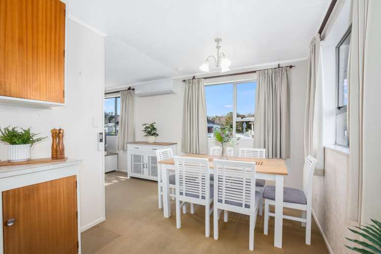 1/13 Roband Crescent Brown Owl_6