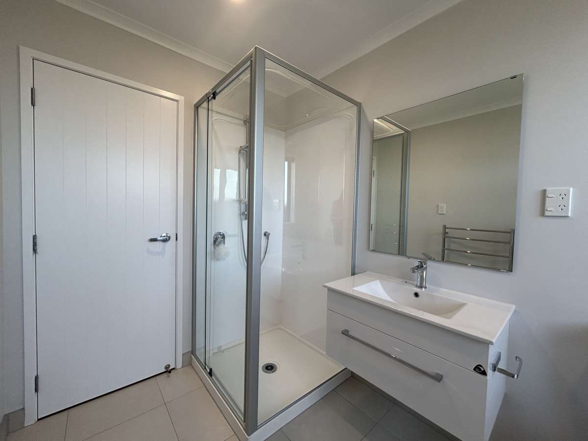 87 McLarin Road_4