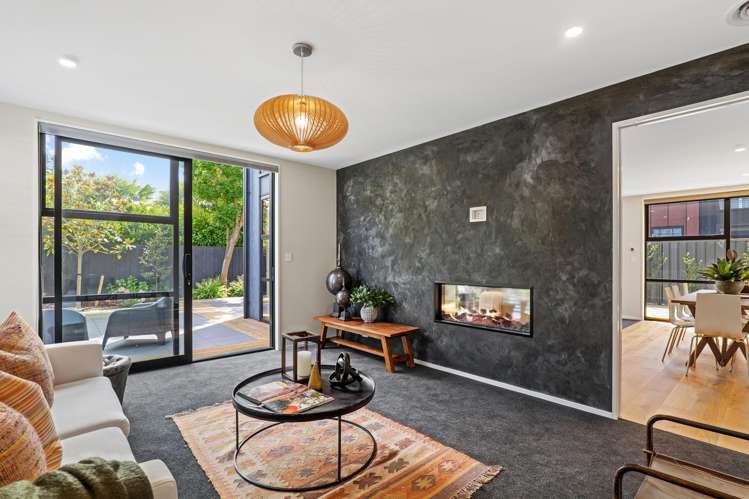 22A Wroxton Terrace Merivale_13