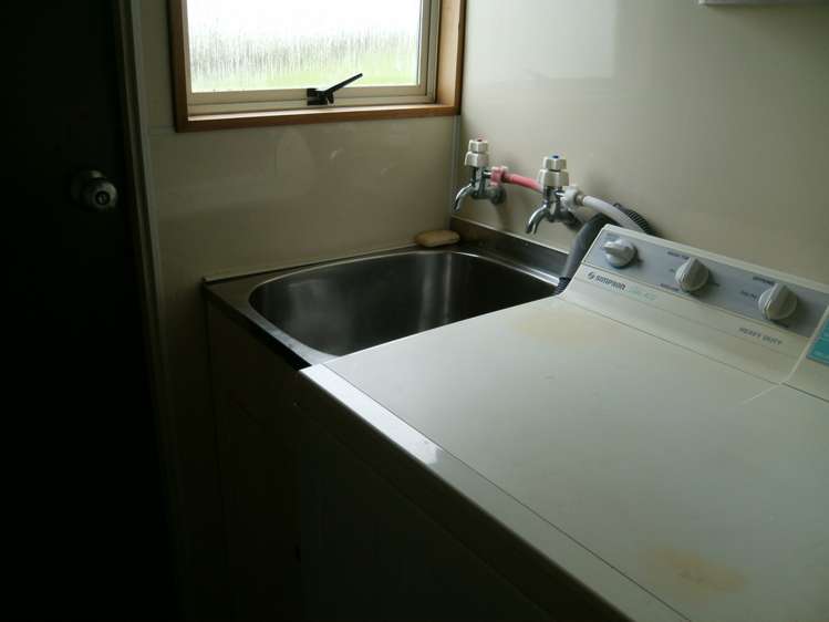 16 Selsea Street Kaka Point_15