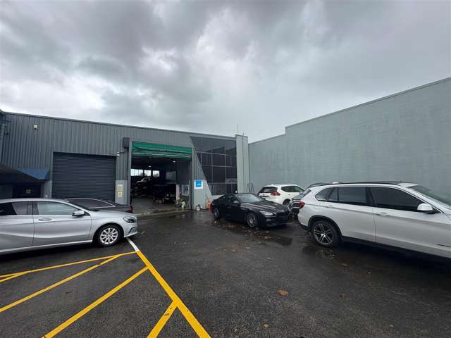 Savills | Versatile St Johns Industrial – 772sqm