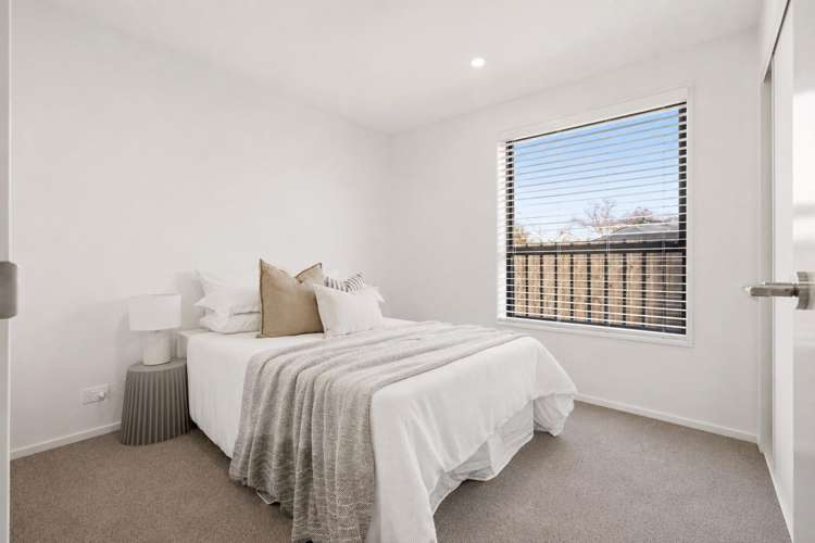 2/4 Evatt Street 1464_4