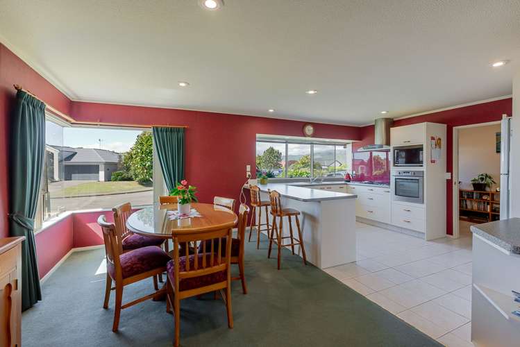 8 San Vito Place Paraparaumu Beach_3