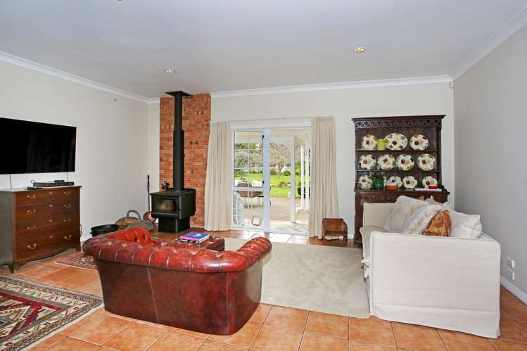 9 Helland Drive Ramarama_11