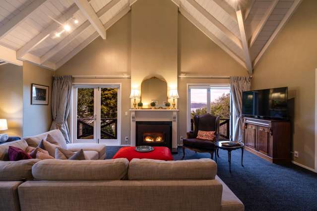 PRESTIGIOUS, PEACEFUL & EXECUTIVE LIVING