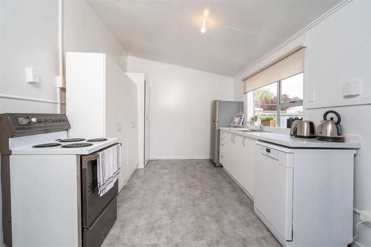 34 Chaucer Street Milton_5