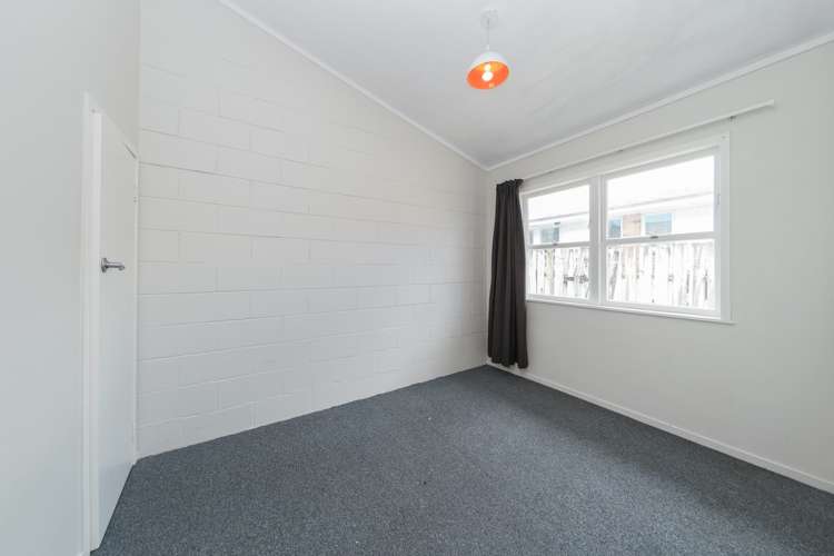 2/6 Almond Place Mount Wellington_5