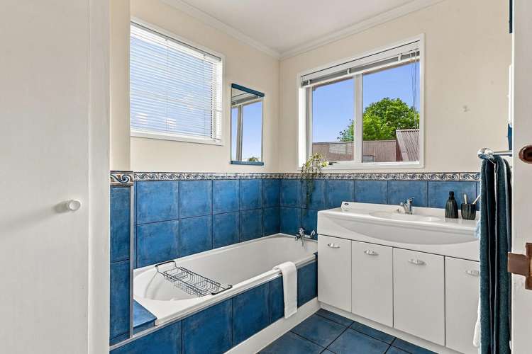 154 Mays Road St Albans_17