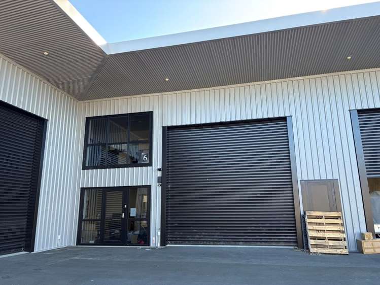 6/42B John Spencer Way_0