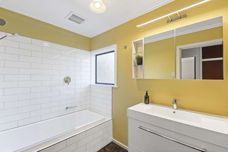 1/53 Parklands Drive Huntsbury_22