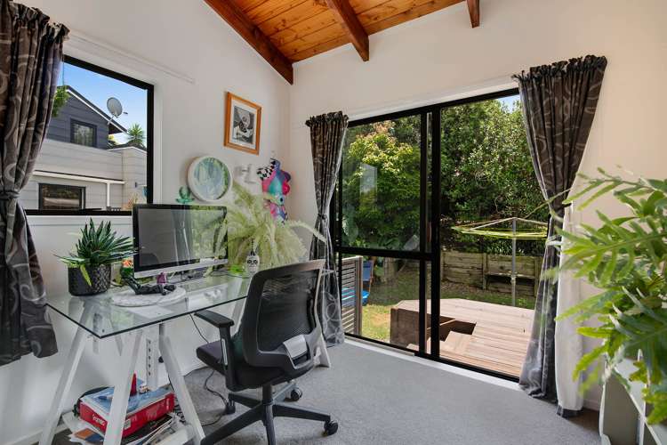 61 Polkinghorne Drive Manly_11