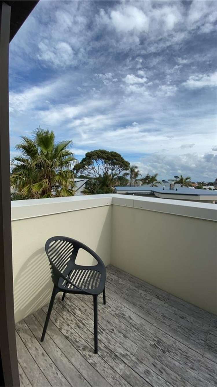 171 (Apt 2) Oceanbeach Road Mount Maunganui_11