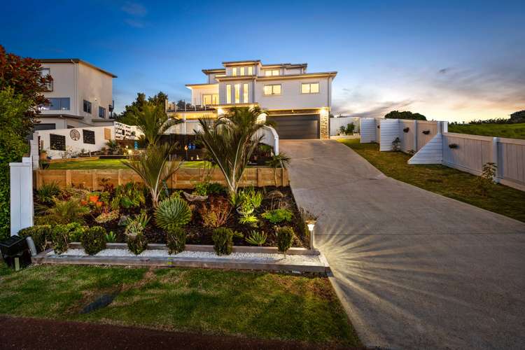 51 Hawaiian Parade Arkles Bay_22