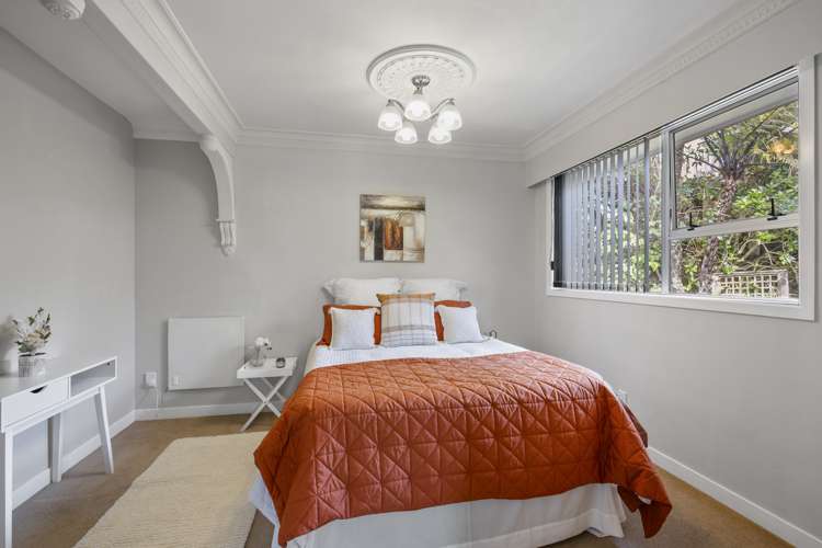 208 Barnard Street Wadestown_13