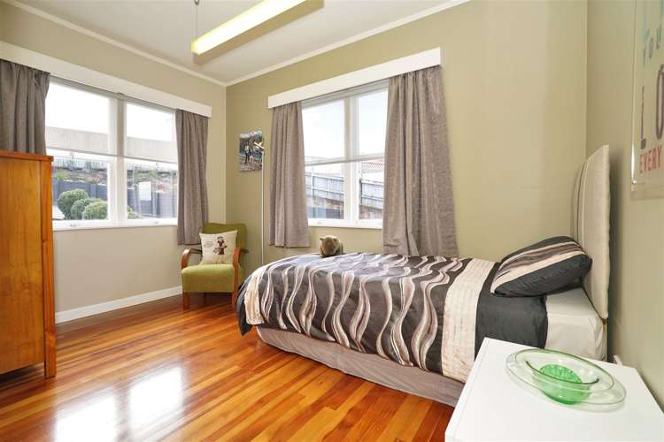 84 Cambridge Road Hillcrest_7