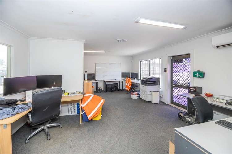 140 Collins Road Melville_18