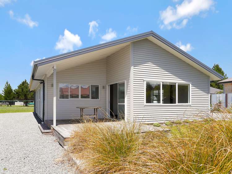 62 Rhoboro Road Twizel_18
