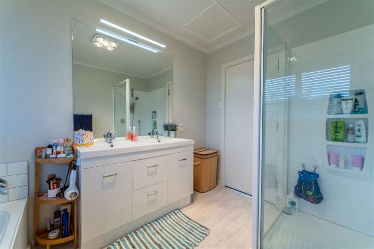 14 Livingstone Street West End_7