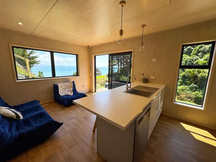 1000A Thames Coast Road Kereta_4