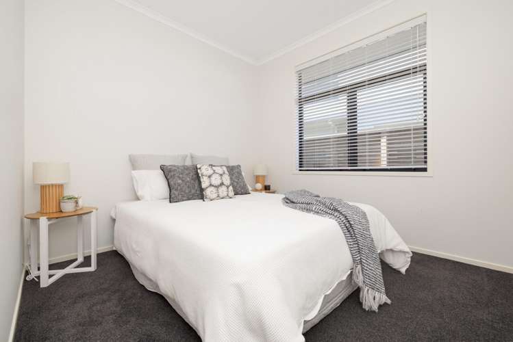 99b Awataha Crescent Pyes Pa_13