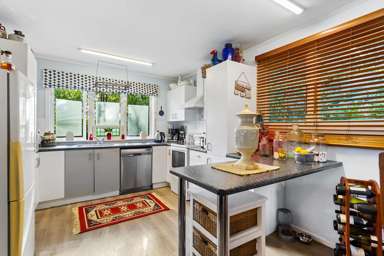 514 West Coast Road_2
