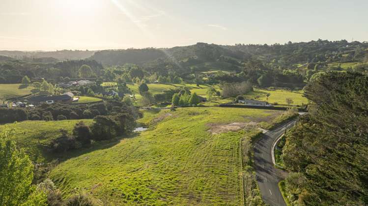 15 Elmore Road Paremoremo_2