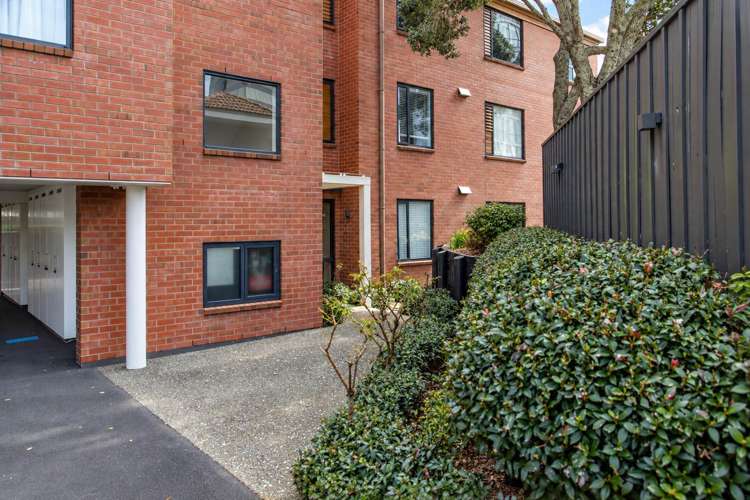2A/4A Auburn Street Takapuna_14