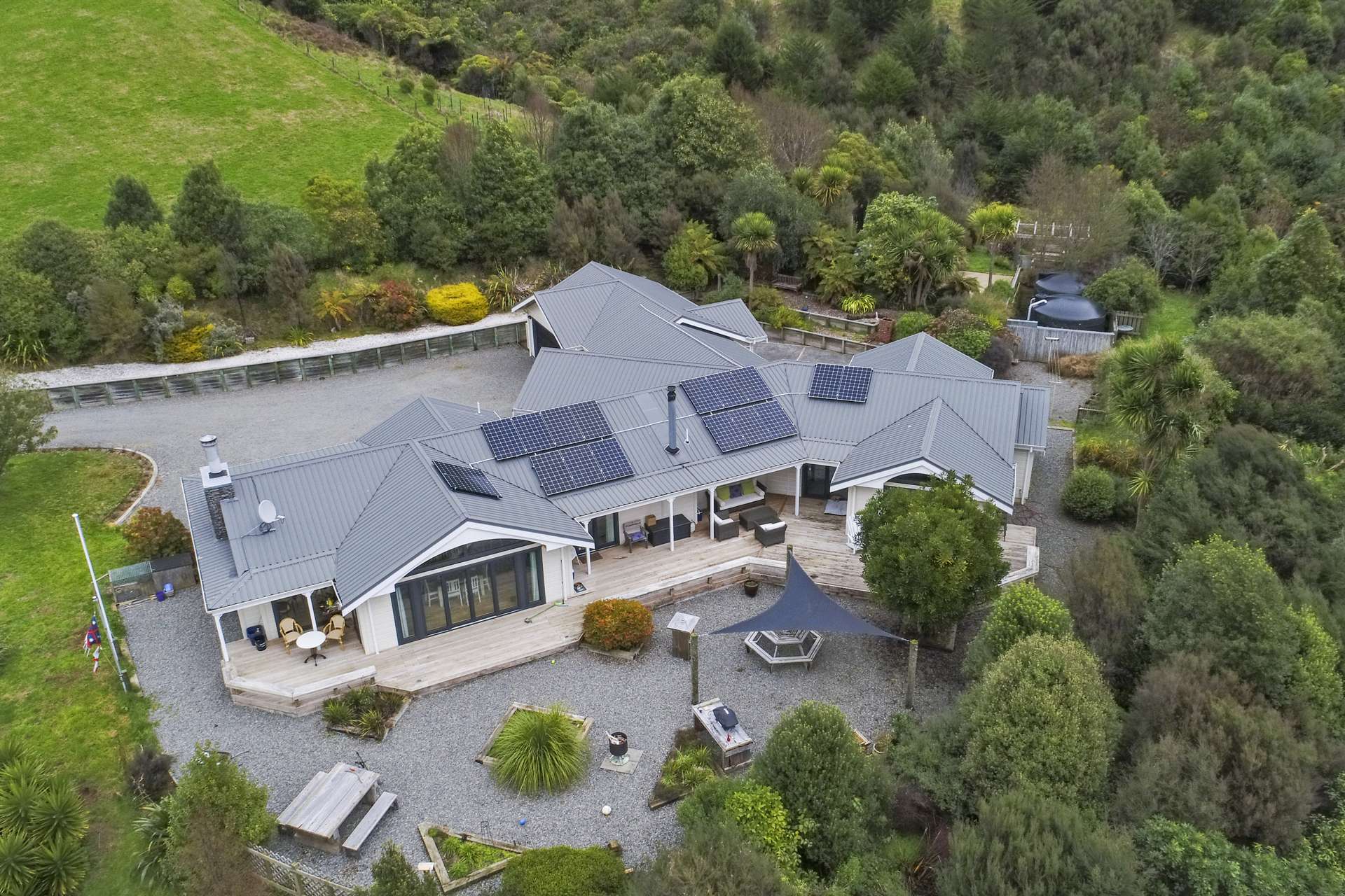 31b Kakariki Way Whitemans Valley Upper Hutt City Houses for Sale
