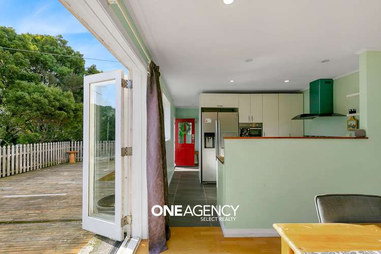 32 Champion Street Porirua East_5