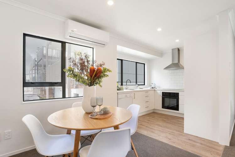 10/53 Maclean Street Paraparaumu Beach_1