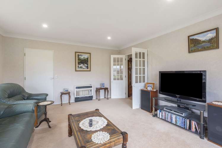 25 Crown Hill Paraparaumu_3