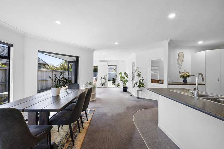 16 Karina Road Merrilands_2