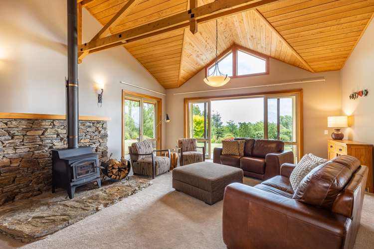 545 Hill Street South Hope_26