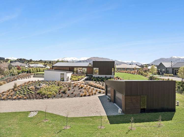 664 Aubrey Road Wanaka_17