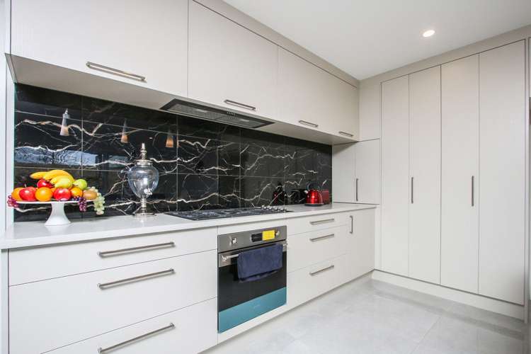 18 Regis Park Drive Pukekohe_5