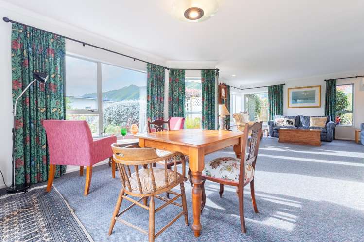 29 Cranbrook Grove Waikanae_5