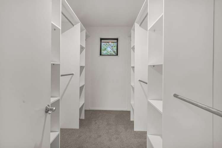 8 Parkdale Close Allenton_15