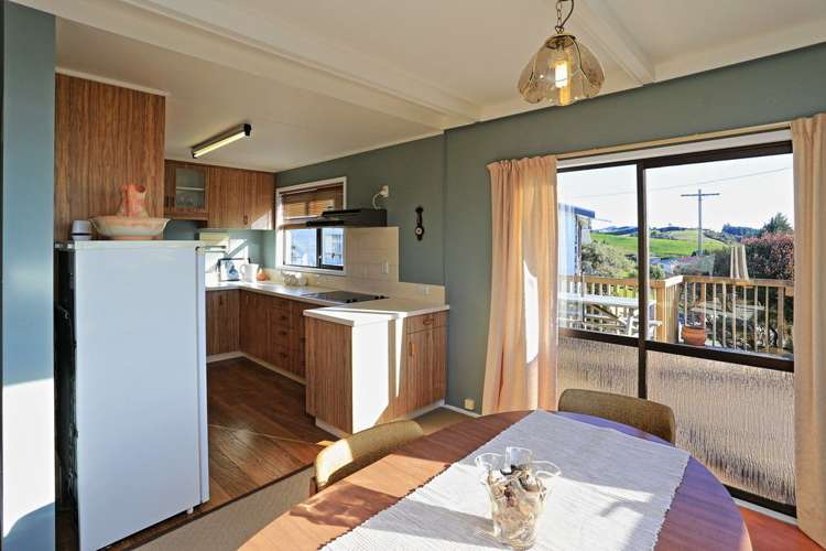 27 Hill Street Kaka Point_10