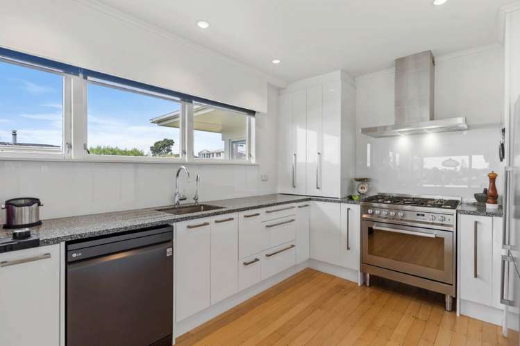 2/98 Park Rise Campbells Bay_18