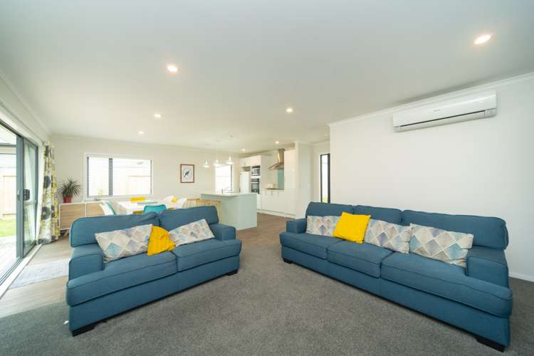 32 Wescombe Grove Feilding_20