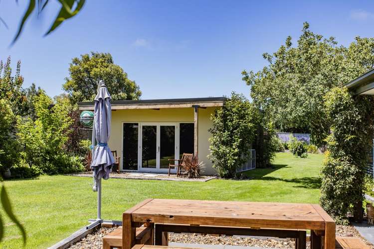 83 Old Main North Road Leithfield_21